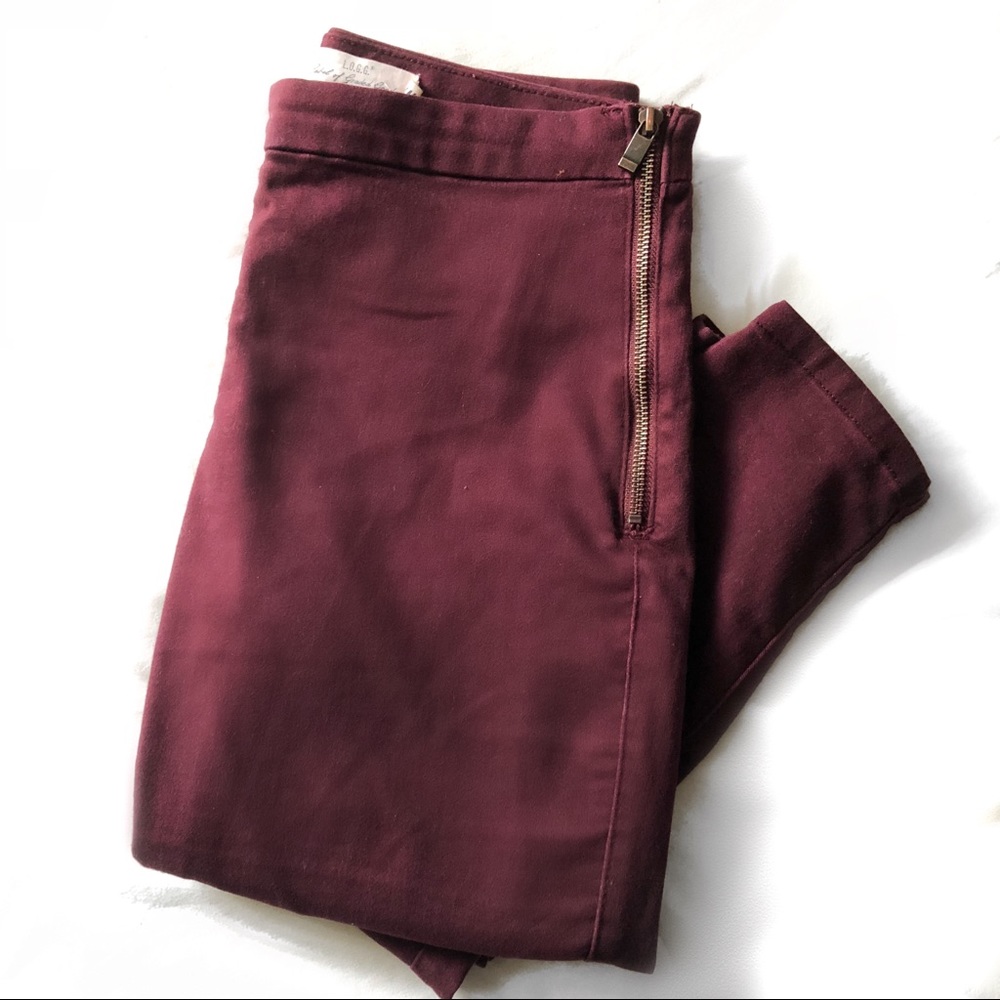 High Waisted Burgundy Jeggings With Zipper
